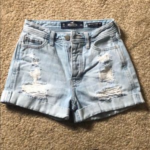 Hollister high rise, distressed jean shorts